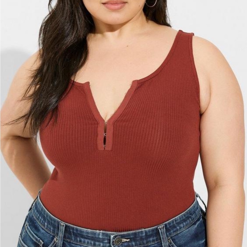 Torrid Everyday Rib Scoop Neck Hook And Eye Tank